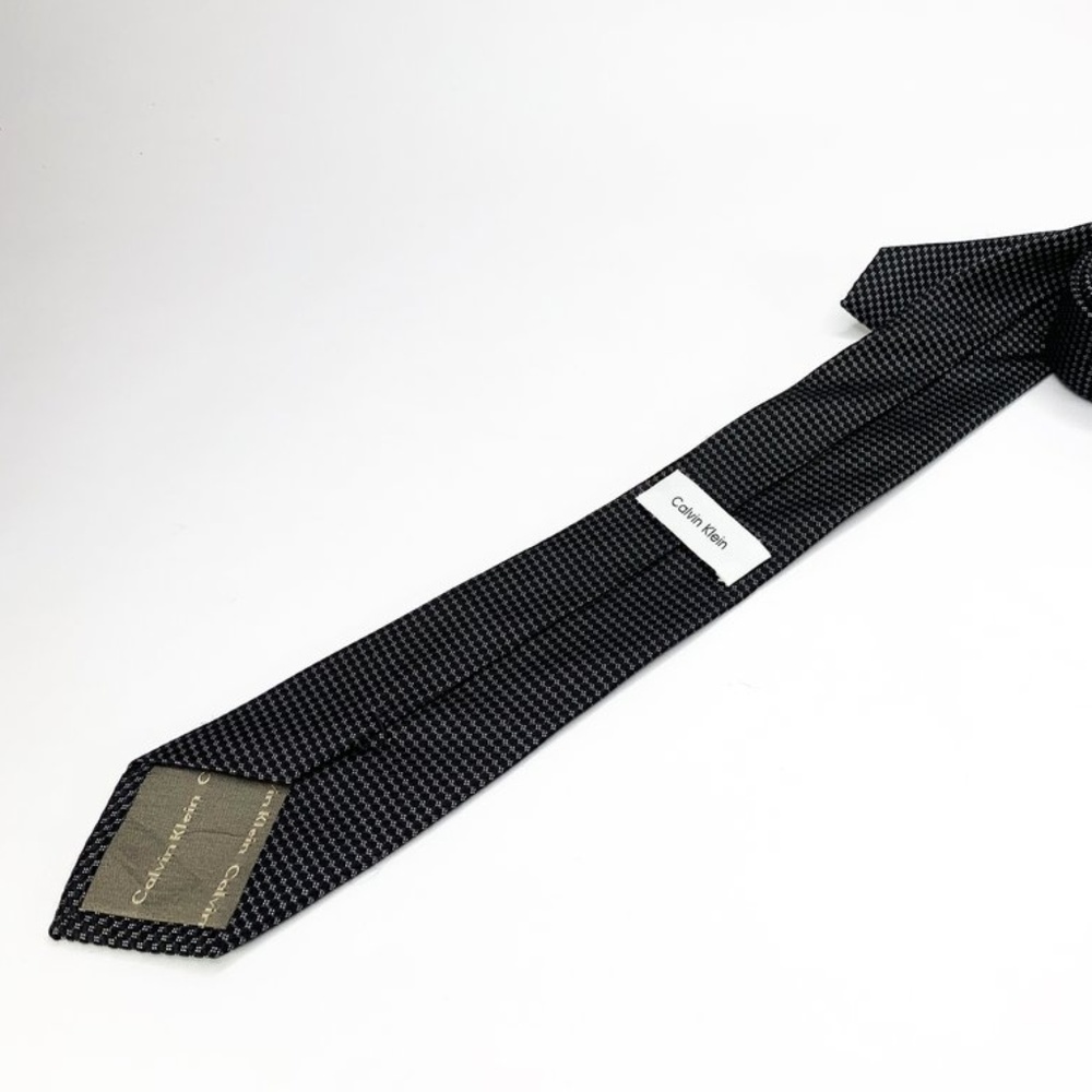 Calvin Klein Black Silk Geometric Pattern - Picture 4 of 6